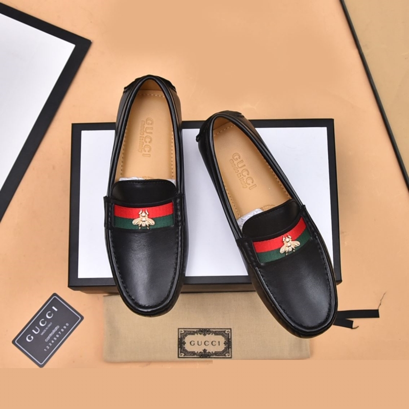 G*u*i leather shoes